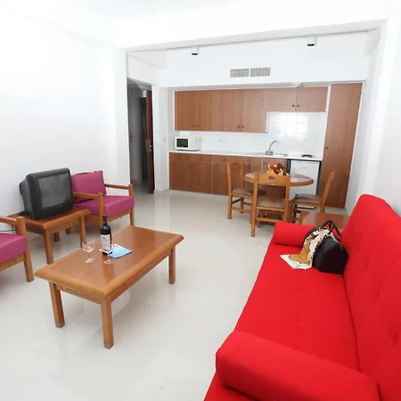 アパートホテル Anastasia Splash Residences